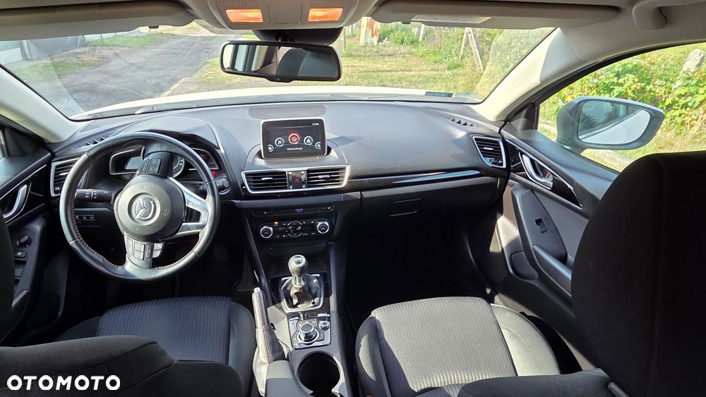 Mazda 3 - 8