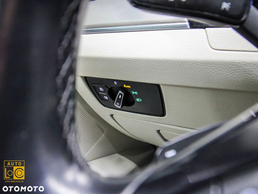 Volkswagen Passat - 34