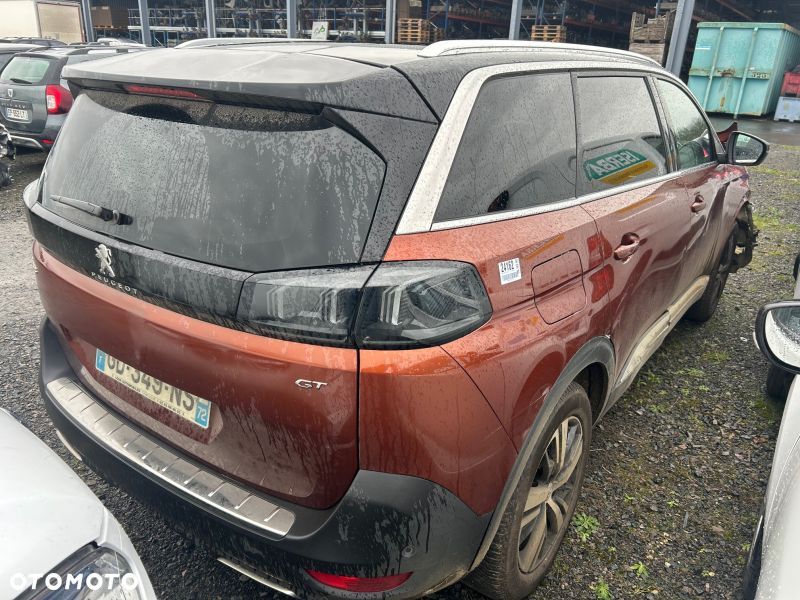 Peugeot 5008 - 4