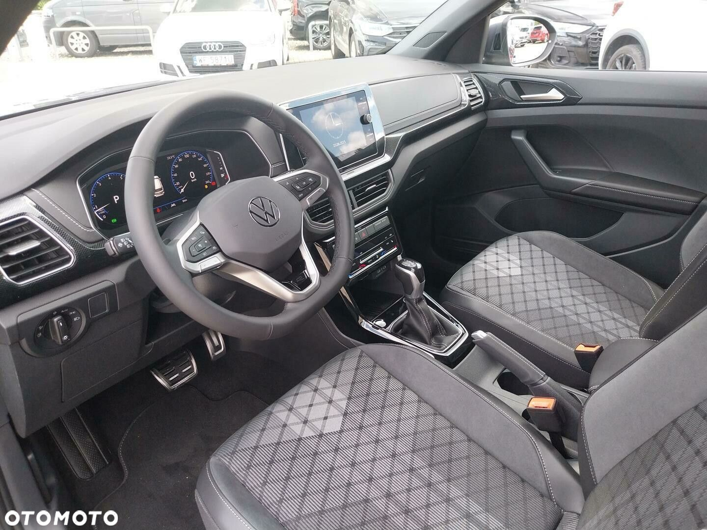 Volkswagen T-Cross 1.5 TSI ACT R-Line Plus DSG - 11
