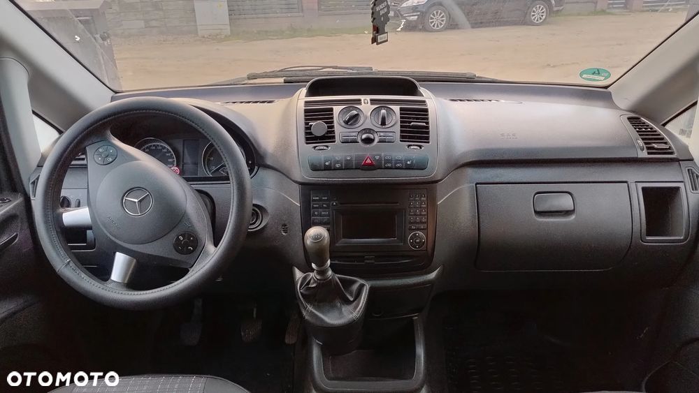 Mercedes-Benz Vito - 17