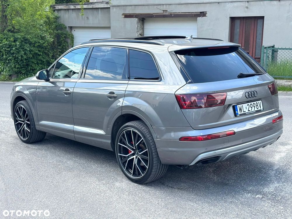 Audi Q7 - 4