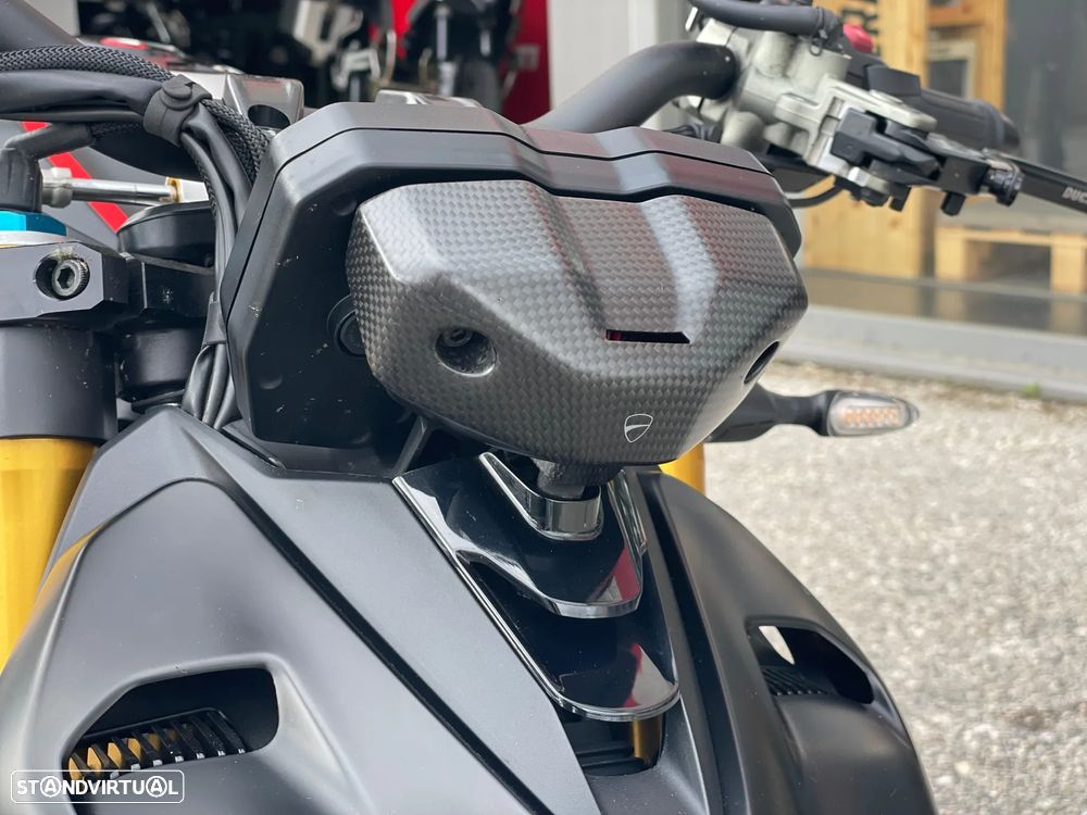Ducati Streetfighter V4 SP2 - 11