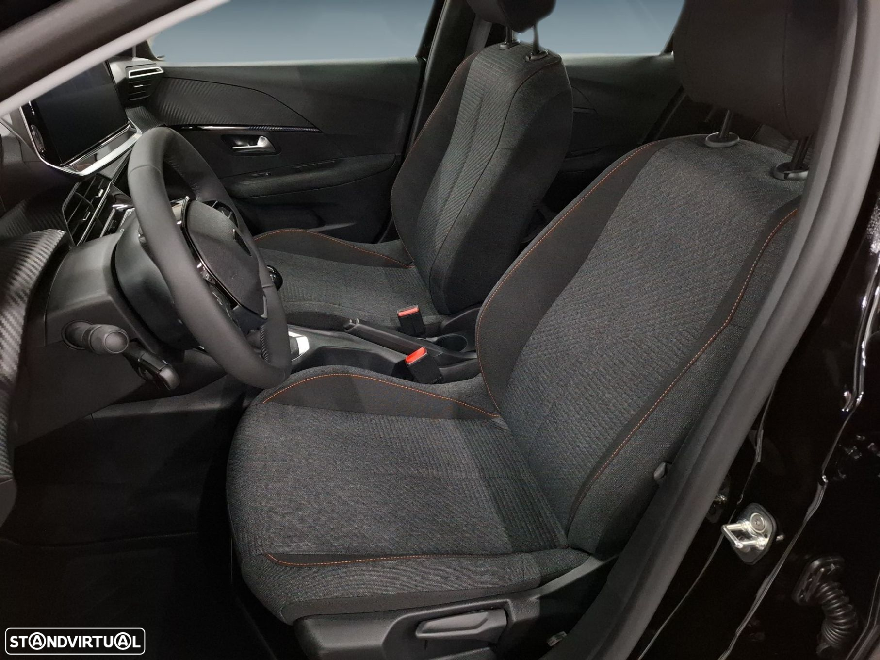 Peugeot 208 - 11