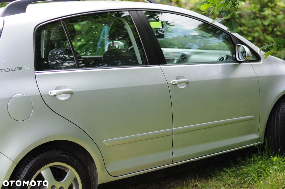 Volkswagen Golf 1.9 TDI Tour Edition - 12