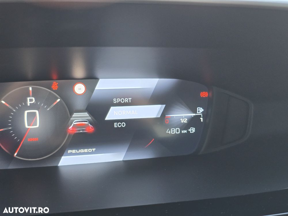 Peugeot 408 1.2L PureTech 130 S&S EAT8 Allure - 25