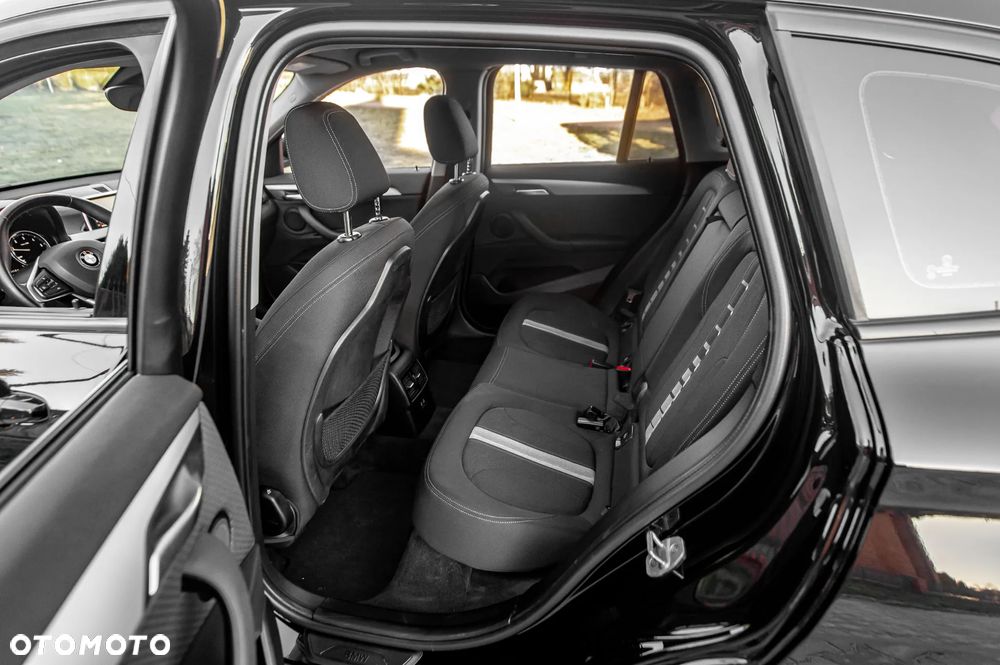 BMW X1 xDrive20d Sport Line sport - 9