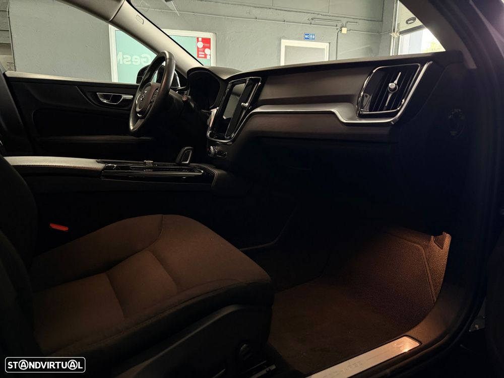 Volvo V60 2.0 T6 AWD TE Inscription - 33