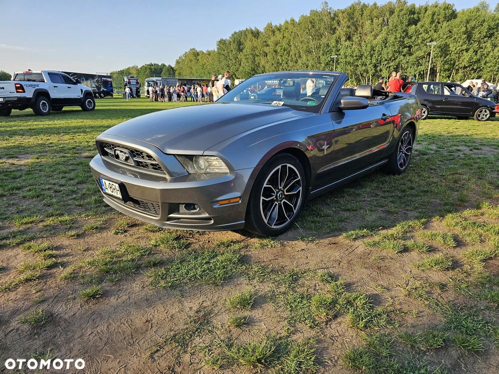 Ford Mustang 3.7 V6 Premium - 1