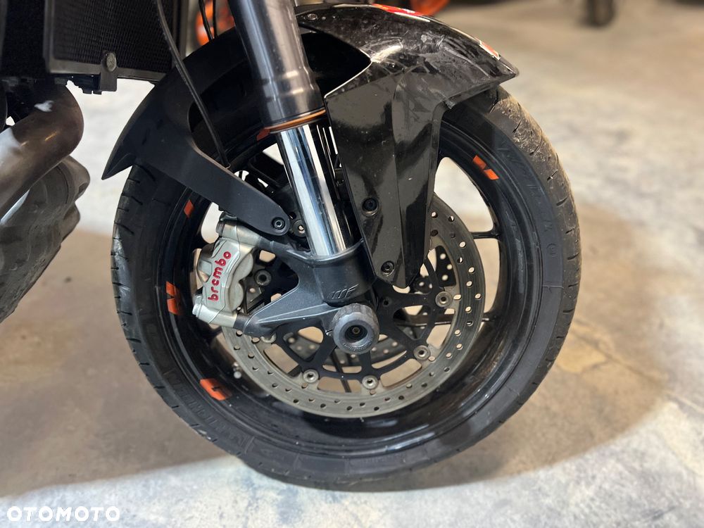 KTM Super Duke - 20