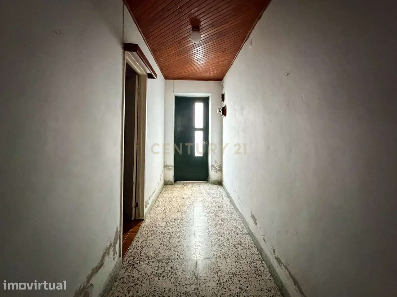 Oportunidade Única | Moradia com Vista Mar e Projeto Aprovado em Ponta - Grande imagem: 4/30
