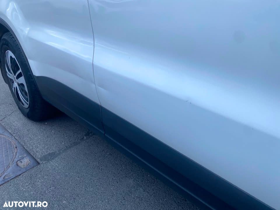 Volkswagen Tiguan - 28