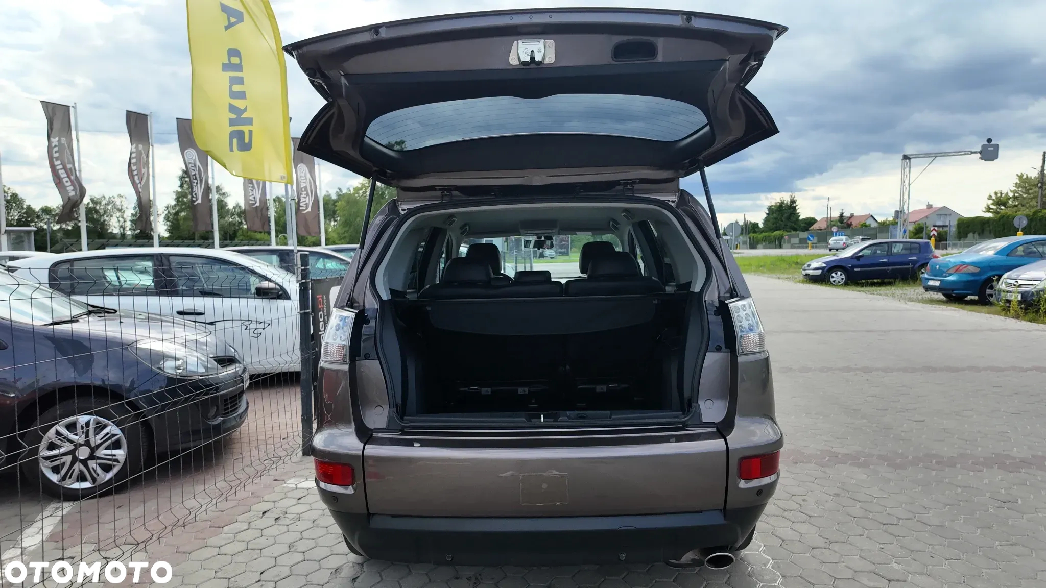 Mitsubishi Outlander 2.0 2WD - 40