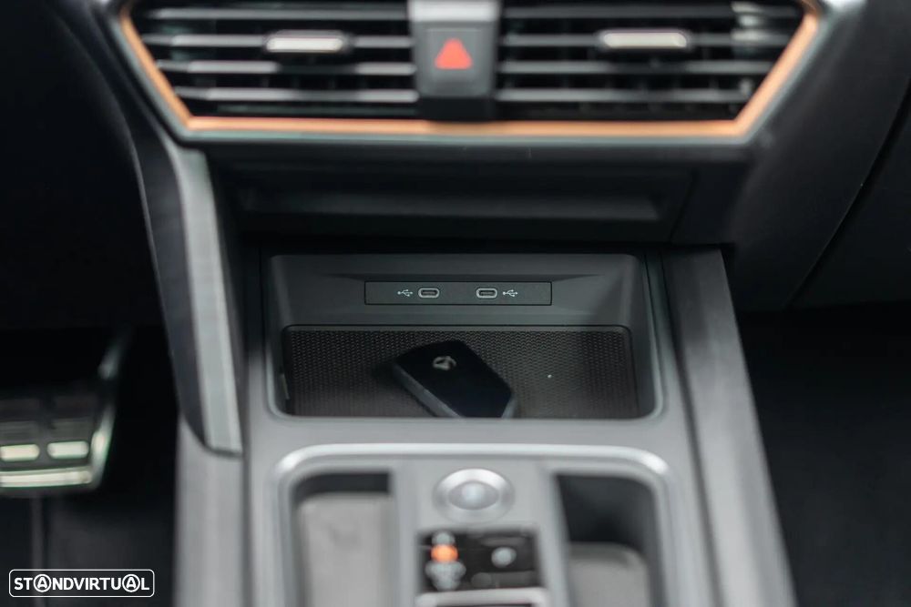Cupra Formentor 1.4 e-Hybrid DSG VZ - 40