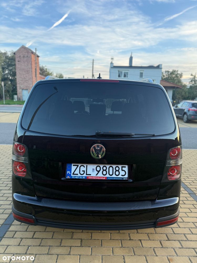 Volkswagen Touran 1.6 Cross - 5