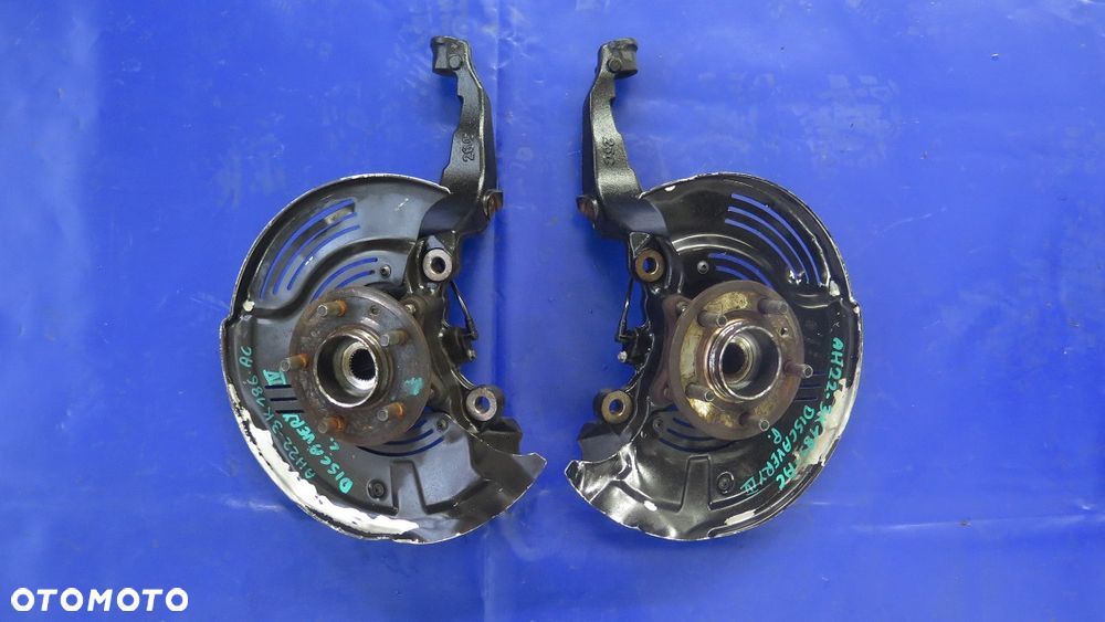 Zwrotnica Piasta Przód Lewa lub Prawa DISCOVERY IV AH22-3K186-AC AH22-3K186-AC