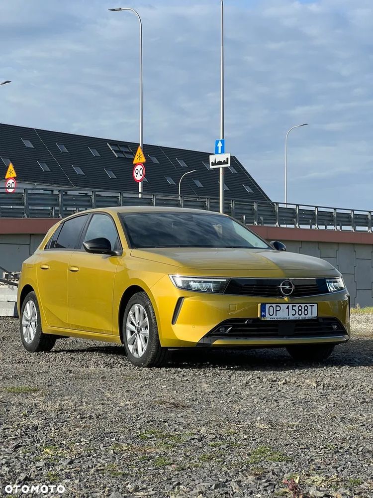 Opel Astra 1.2 T Edition S&S - 1