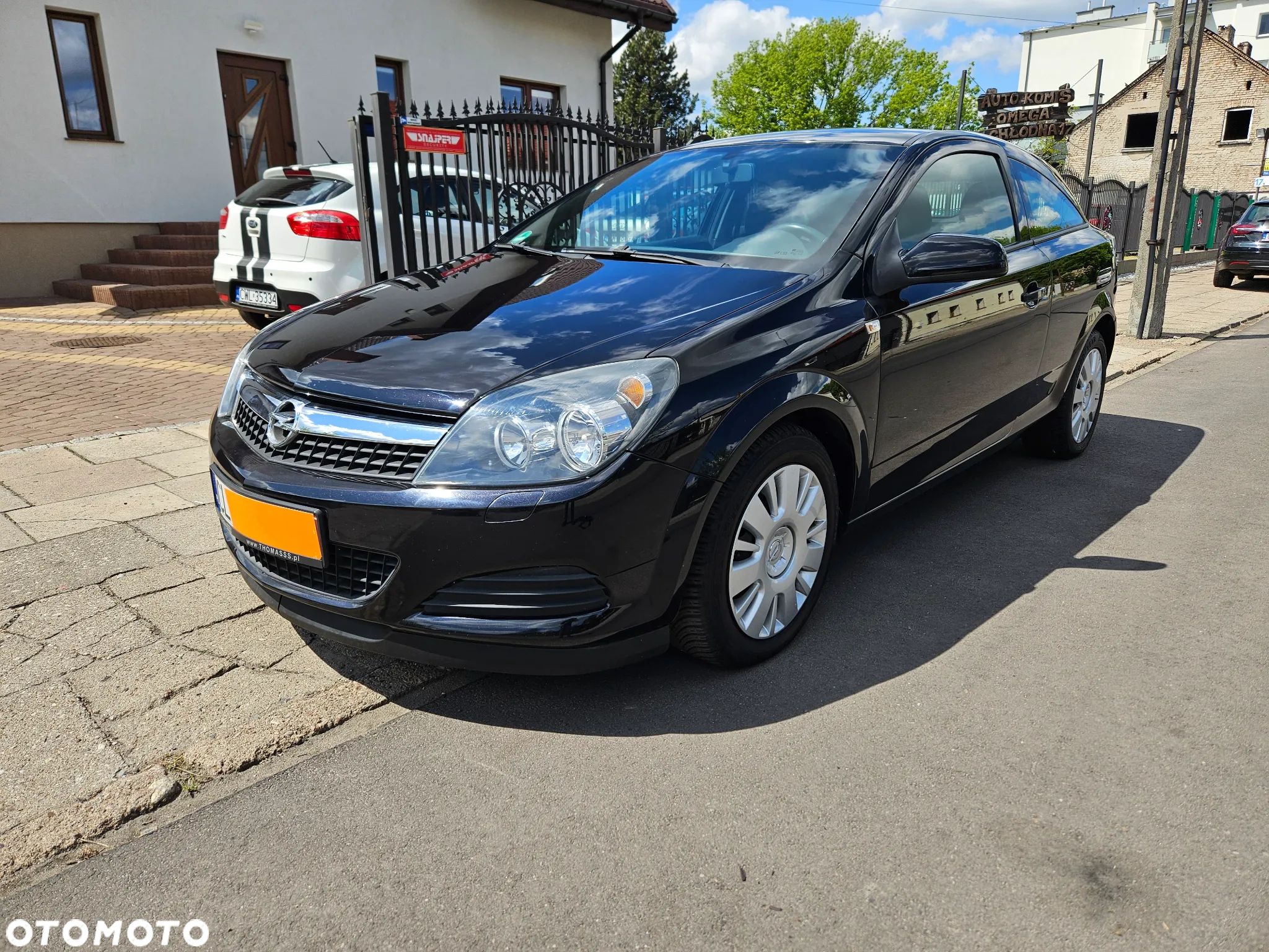 Opel Astra GTC 1.4 Catch me - 1