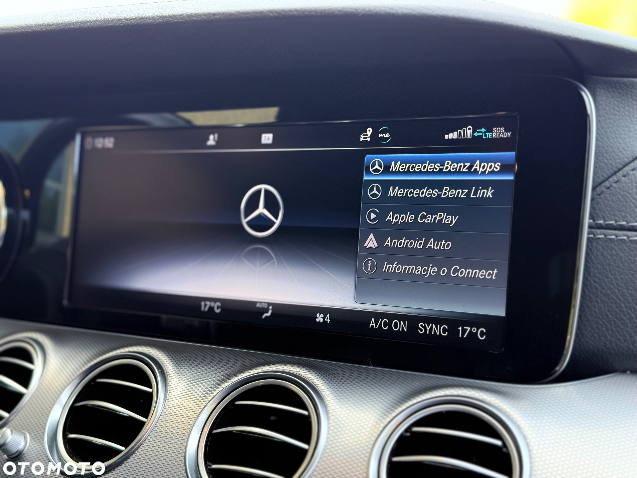 Mercedes-Benz Klasa E 200 9G-TRONIC - 28
