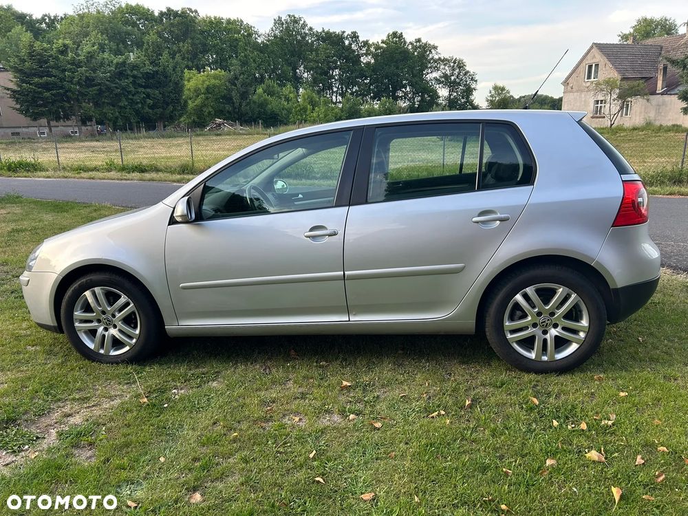 Volkswagen Golf 1.6 FSI GT Sport - 2