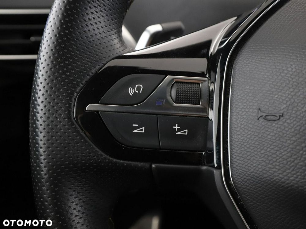 Peugeot 3008 Hybrid4 300 e-EAT8 GT Pack - 34