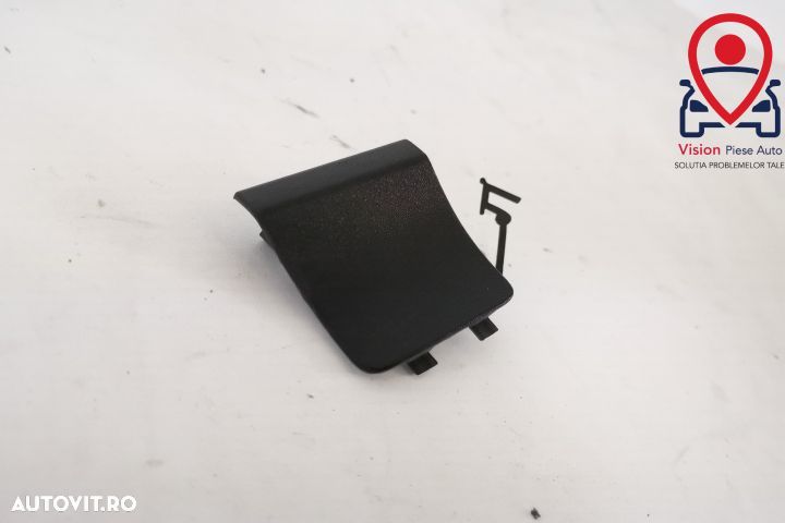 Capac Cui Tractare Bara Spate Stanga Original In Stare Buna Porsche  C - 2