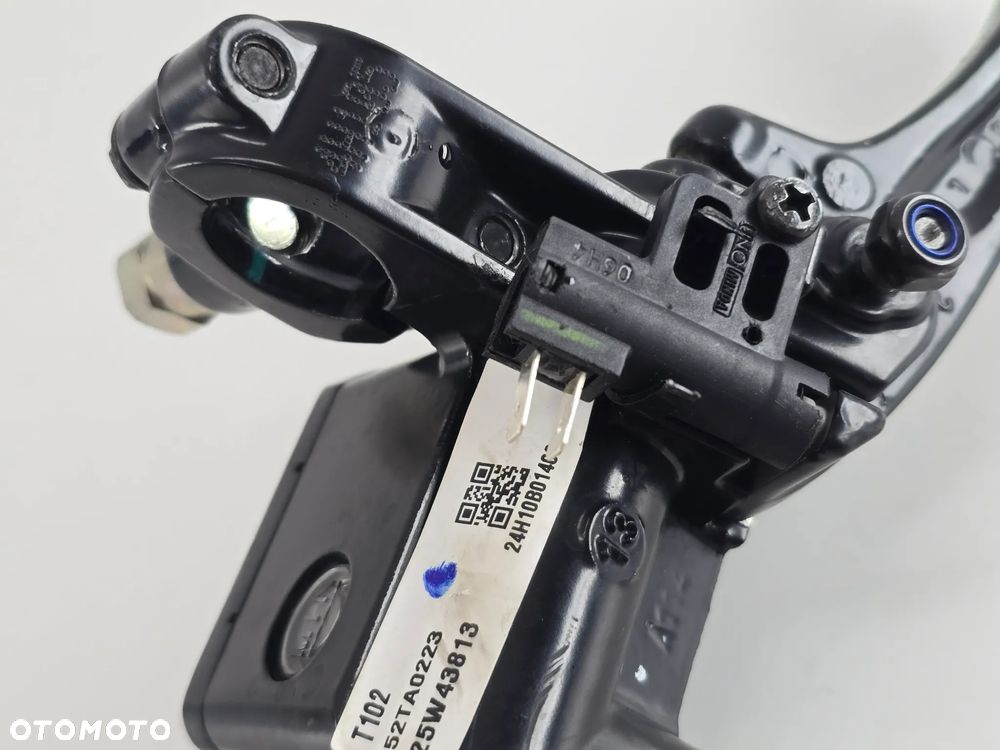 POMPA HAMULCOWA PRZOD CZUJNIK KLAMKA  TRIUMPH SCRAMBLER 400 SPEED - 21