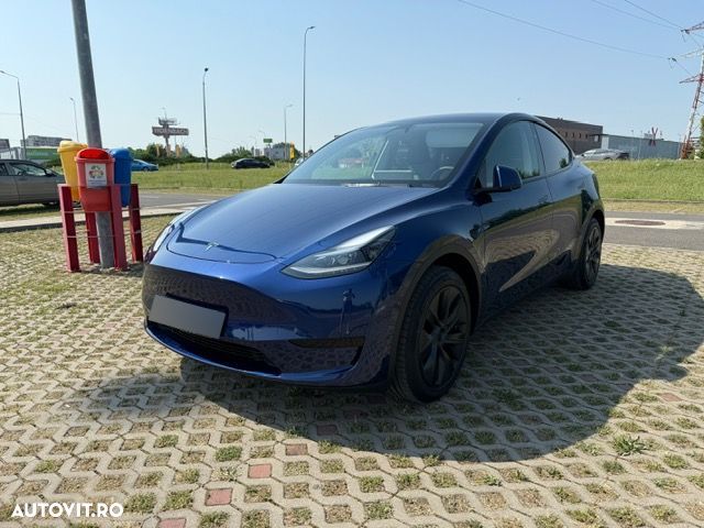 Tesla Model Y RWD - 1
