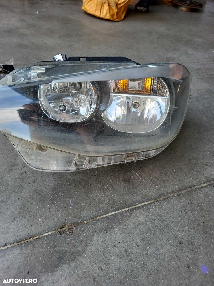 Far stanga bmw seria 1 F20 an 2012 cu halogen - 1