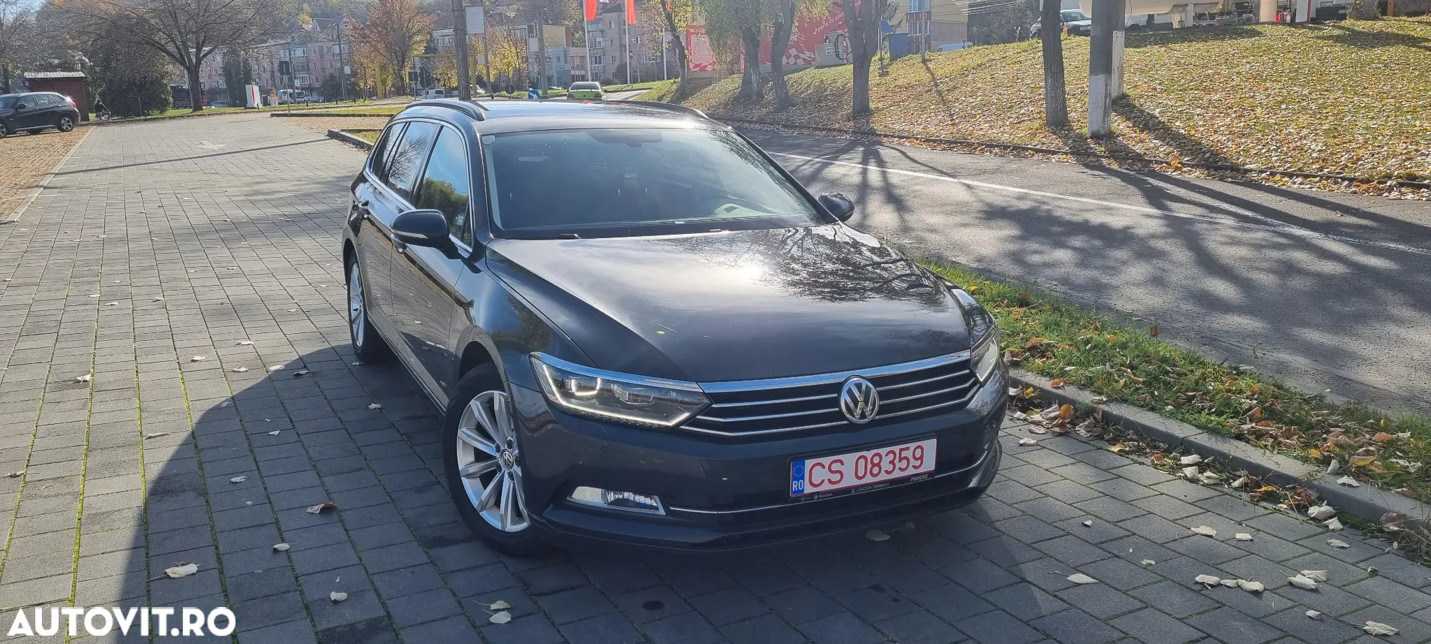 Volkswagen Passat Variant 2.0 TDI DSG Comfortline - 8