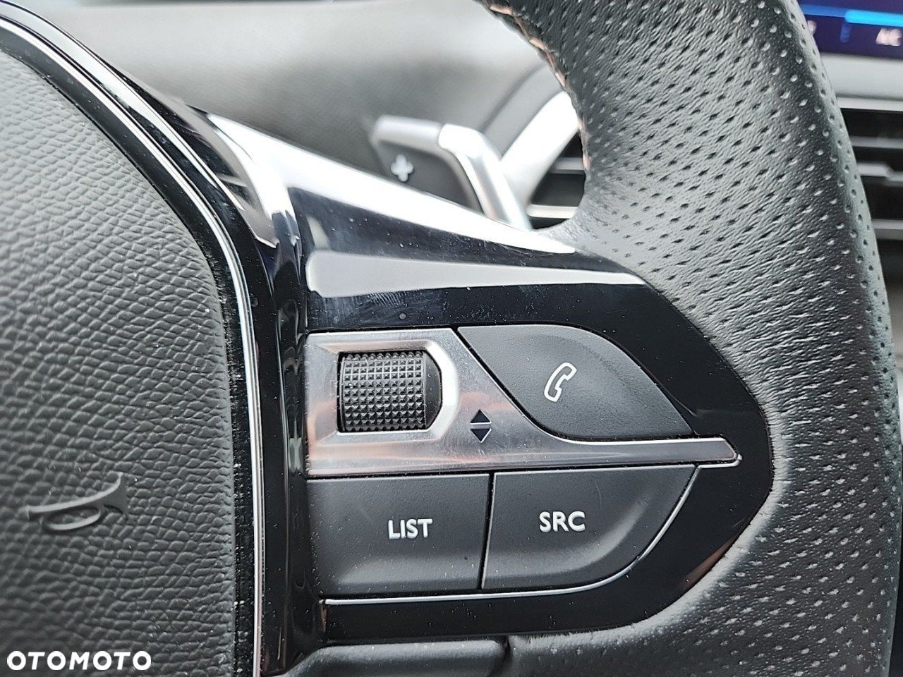 Peugeot 3008 1.5 BlueHDi GT S&S EAT8 - 18
