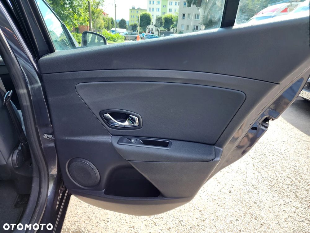 Renault Megane 1.6 16V 100 Paris - 33