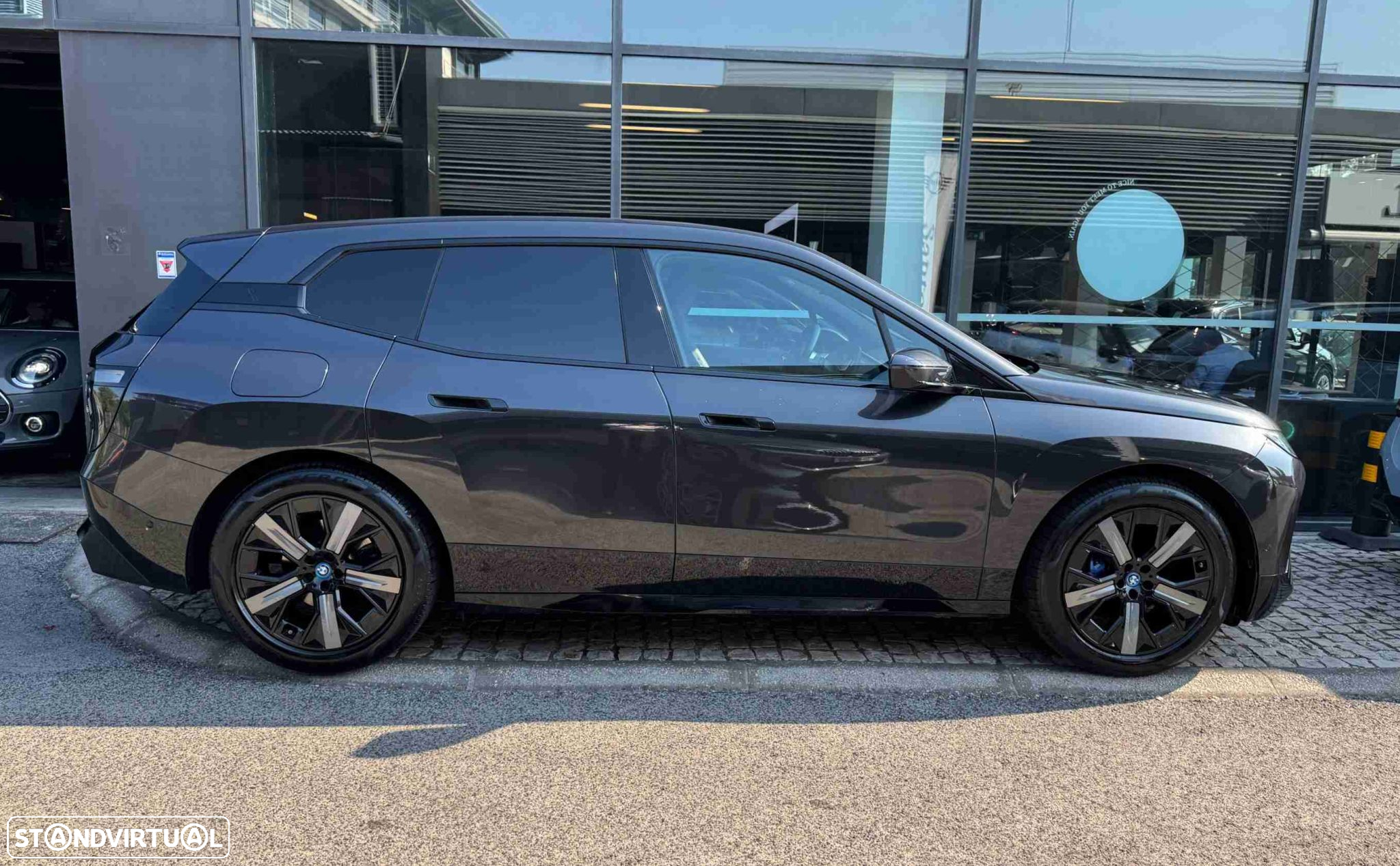 BMW iX xDrive 40 Pack Desportivo - 4