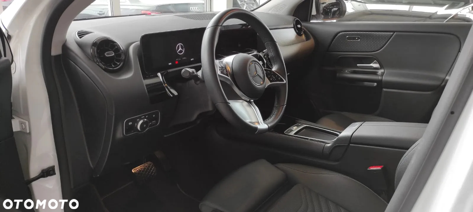 Mercedes-Benz GLA 200 Style - 9