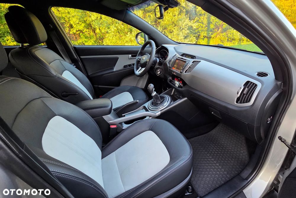 Kia Sportage 2.0 CRDI XL - 24