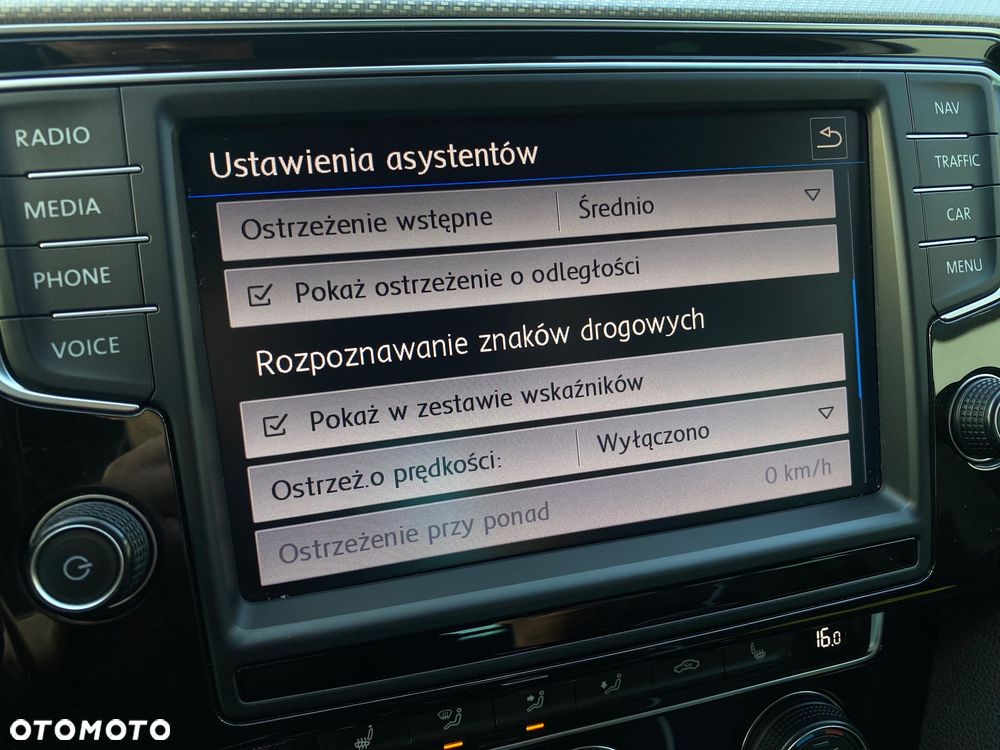 Volkswagen Passat 1.8 TSI BMT Highline DSG - 20