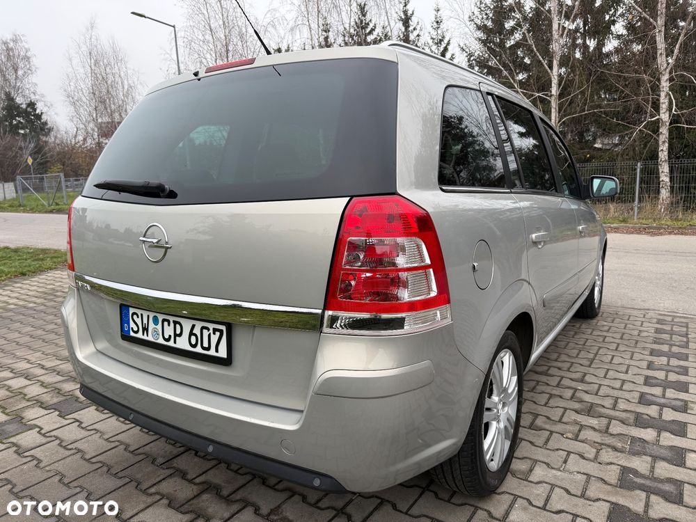 Opel Zafira 1.8 Family Plus - 13