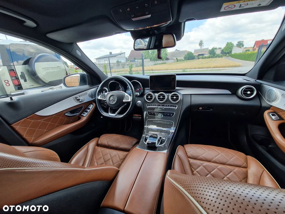 Mercedes-Benz Klasa C 400 4-Matic 9G-TRONIC - 10