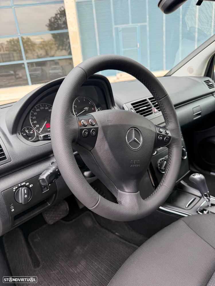 Mercedes-Benz A 160 Elegance Aut. - 19