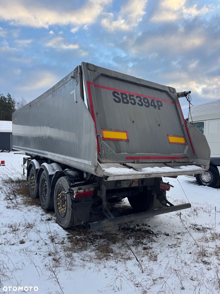 Zaslaw 2017 wywrotka 33m3 uszkodzona - 5