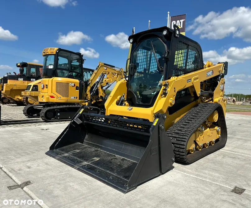 Caterpillar 249D3 - 3