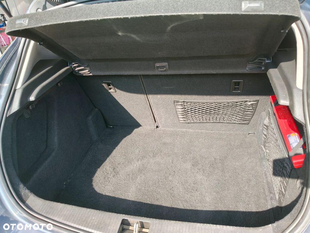 Opel Astra 1.6 Style - 12