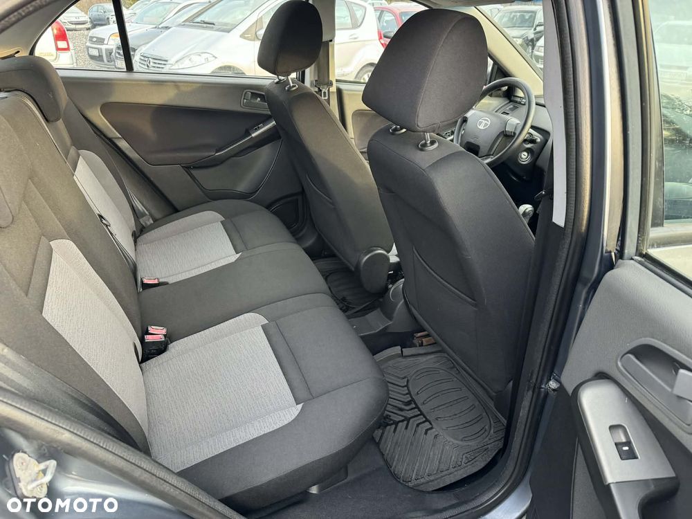 Tata Indica 1.4 Safire - 11