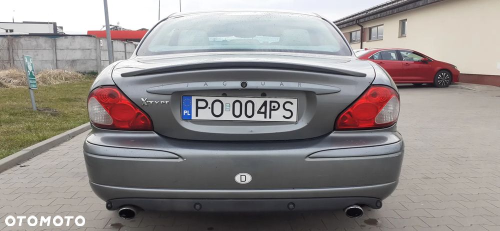 Jaguar X-Type 2.5 V6 4x4 - 4