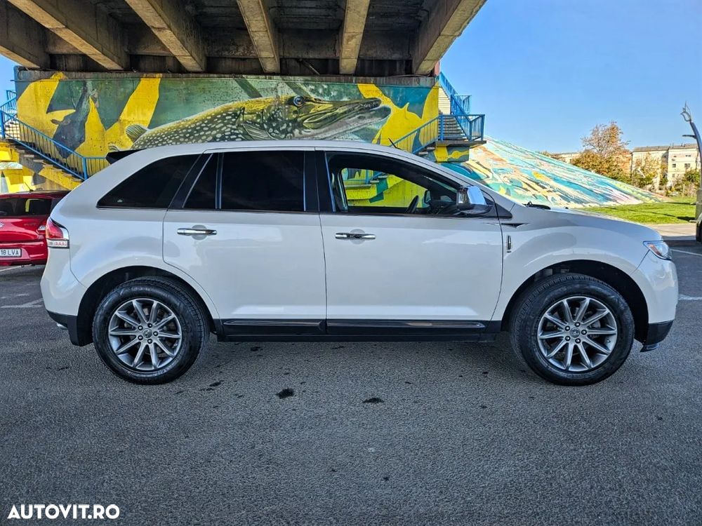 Lincoln MKX - 11