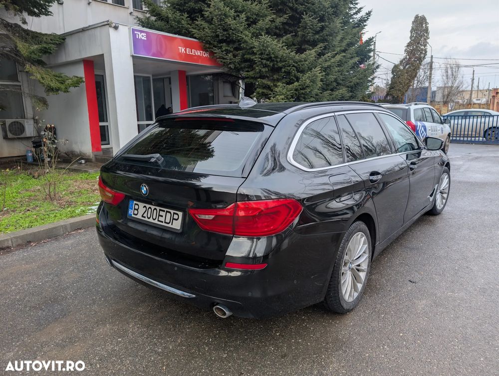 BMW Seria 5 530d xDrive AT - 10