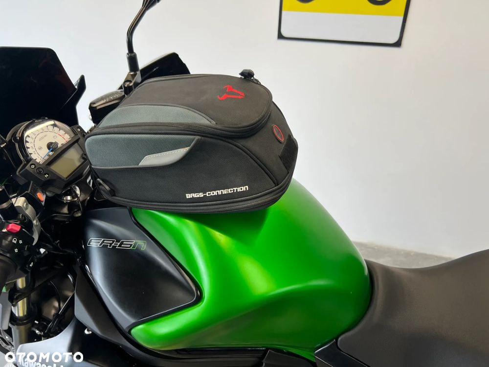 Kawasaki ER - 24
