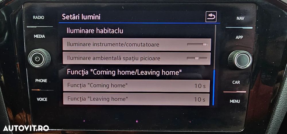 Volkswagen Passat 2.0 TDI SCR DSG Business - 18