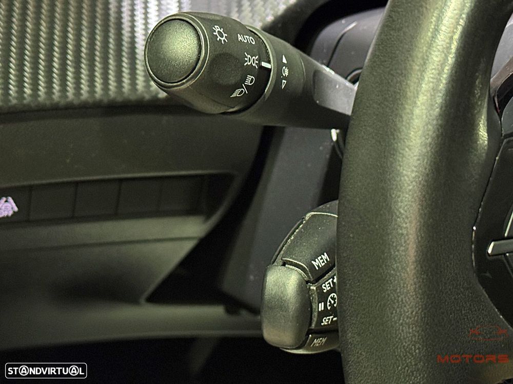 Peugeot 208 1.2 PureTech Active - 22