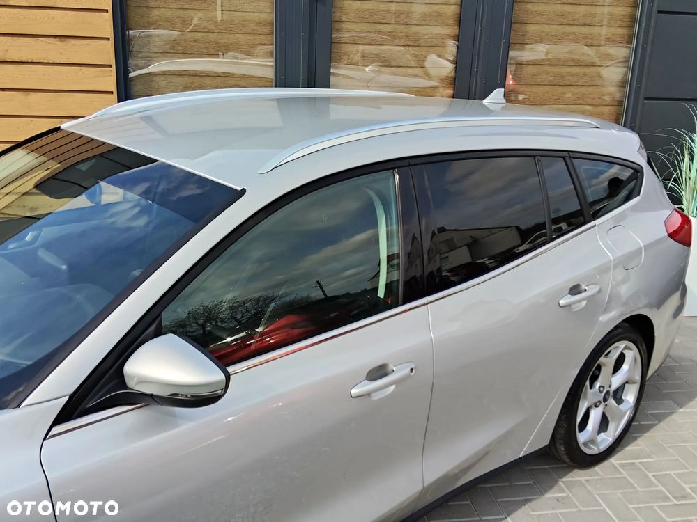 Ford Focus 1.5 EcoBlue STart-Stopp-System TITANIUM - 3